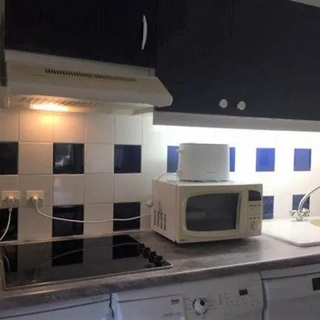 Maison Gruissan, 3 Pieces, 6 Personnes - Fr-1-229a-396